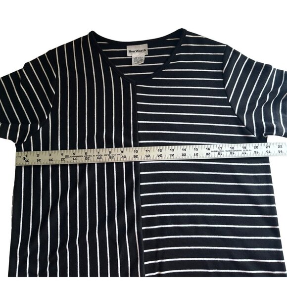 Bon Worth Black & White Striped Short Sleeve Lightweight Sweater, Size SP - Picture 5 of 7